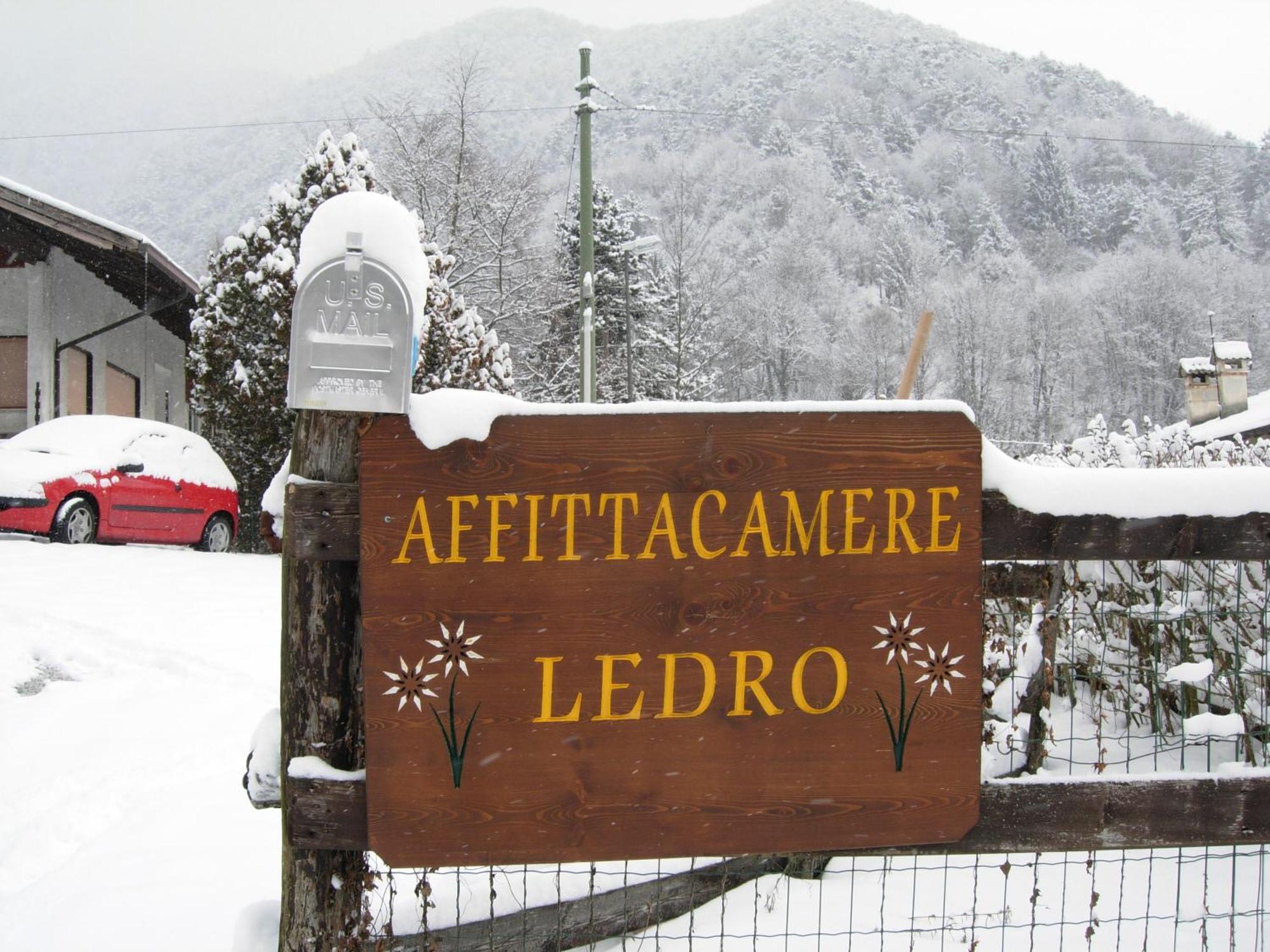 מצולאגו B&B Ledro Affittacamere מראה חיצוני תמונה